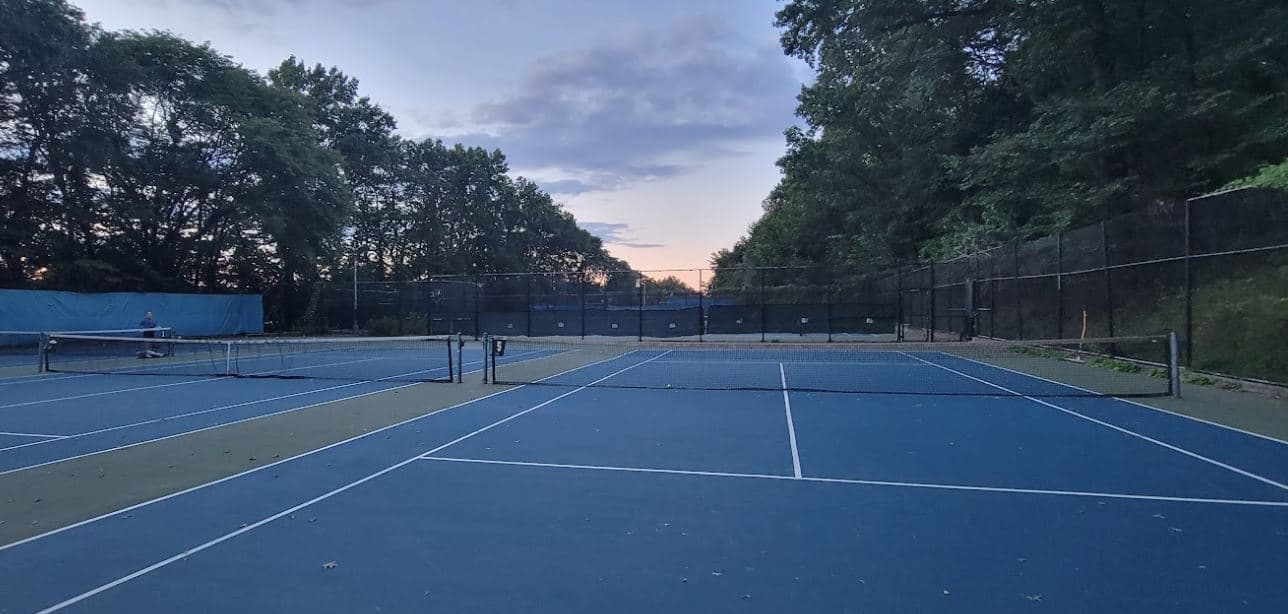 Riverside Park Pickleball Courts