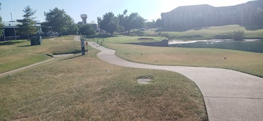 Pebble Creek Golf Course Mustang