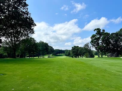 The Muttontown Club