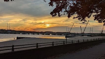 Sadowski Parkway Waterfront Park