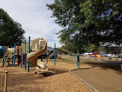 Tam O'Shanter Park