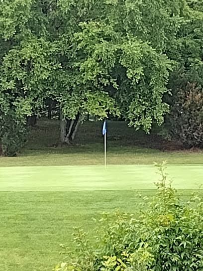 Halla Greens Chanhassen Executive Golf Course & Practice Range