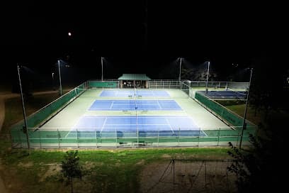 Tecumseh Tennis Club in Woodeden park